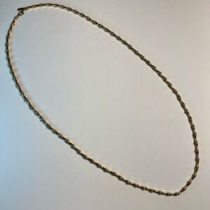 Classic Monet Necklace in shiny Gold Tone